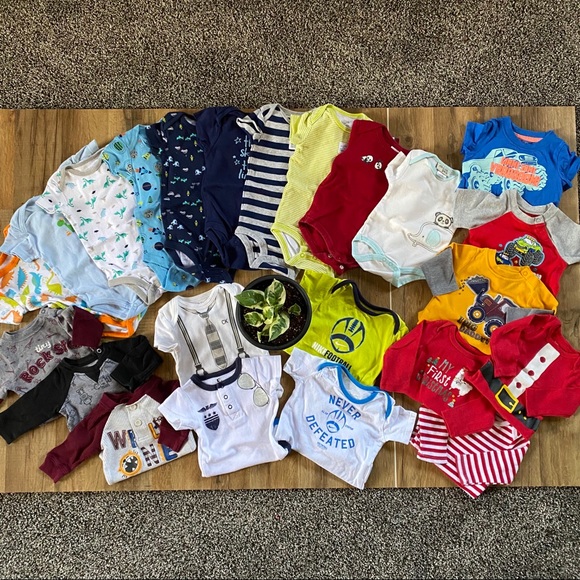 27 pieces 0-3 to 3-6m Baby Boy Bundle - Picture 1 of 16